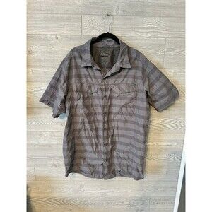 Columbia Men’s Gray Striped Button Up Shirt Size XL‎